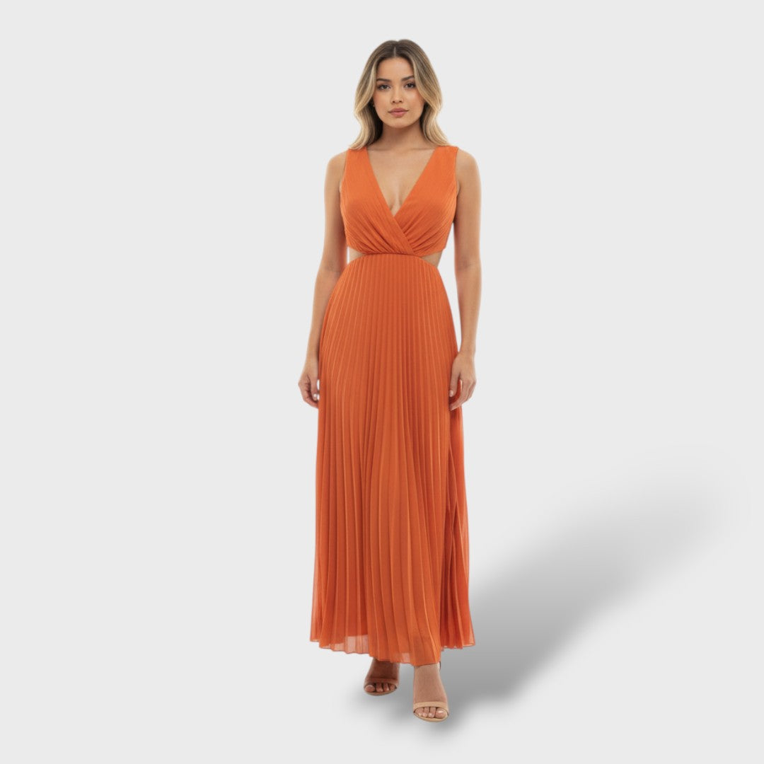 Elegant women's pleated maxi dress