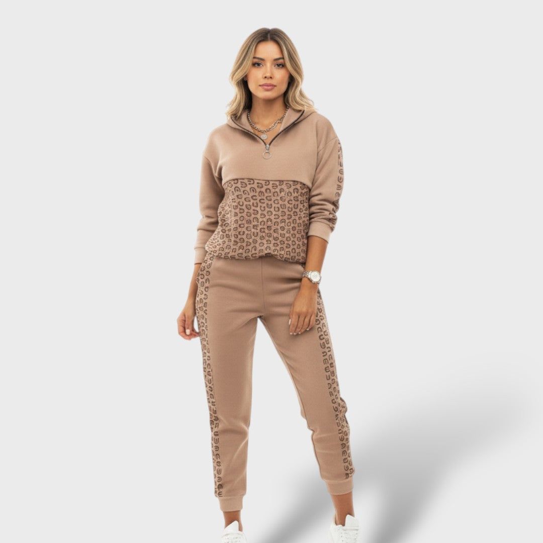 Modern and Comfortable Women's Sports Set
