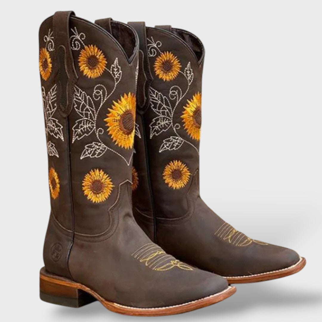 Women's Autumn Winter Embroidered Thick Heel Boots